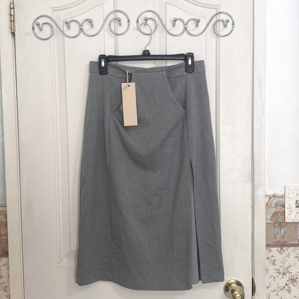 Vivian Chan - Polina skirt with slit